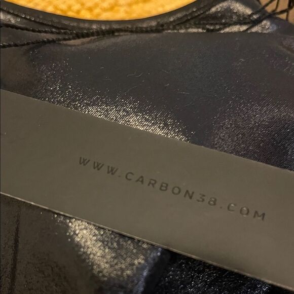 Carbon38 Shiny Black Sports Bra - Picture 3 of 7